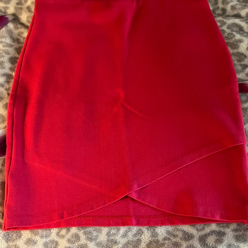 Sunday Best Asymmetrical Mini Skirt – XS – EUC
